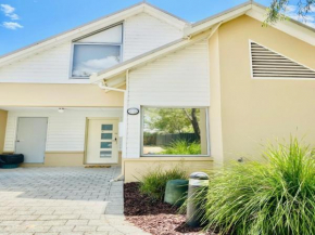SixtySix at Cape View, Broadwater